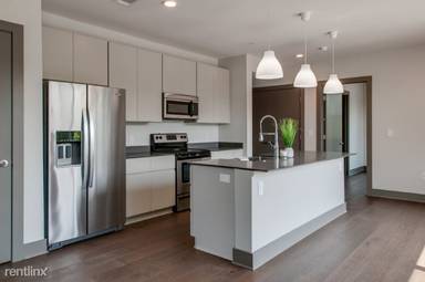 Main picture of 1260 Martin St