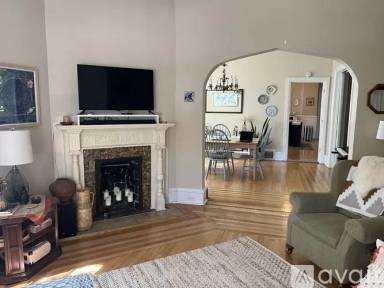 Main picture of 1520 Adams St NE