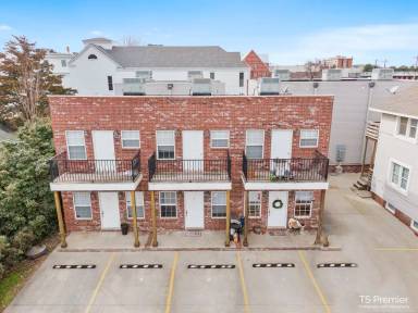 Main picture of 523 N Storer Ave