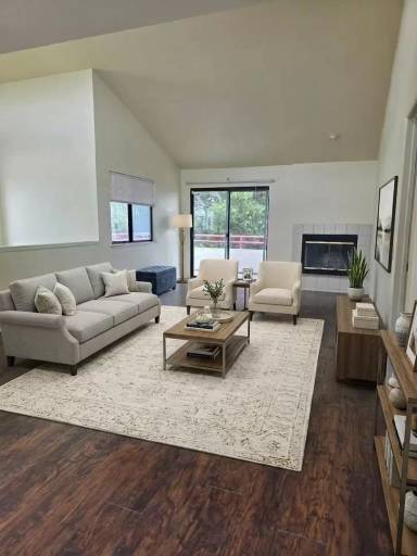 Main picture of 1015 Amador Ave