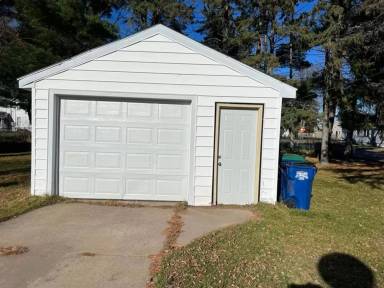 Main picture of 240 Adrian St