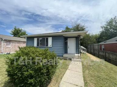 Main picture of 239 S Bradley Ave