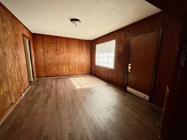 Main picture of 263 Shady Cir