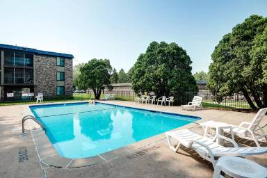 Main picture of Cedar Commons