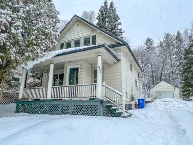 Main picture of 252 Blemhuber Ave