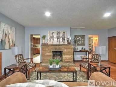 Main picture of 405 Spurgeon Ln