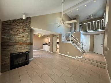 Main picture of 425 S Seawynds Blvd