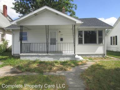 Main picture of 1520 E Highland Ave