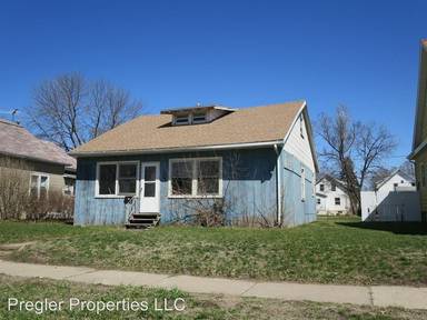 Main picture of 538 Riehl St