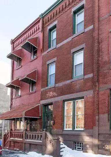 Main picture of 1906 W Diamond St