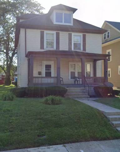 Main picture of 660 Carpenter St
