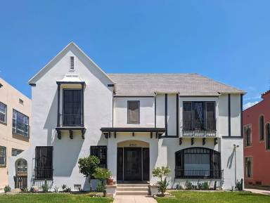Main picture of 850 S Mansfield Ave