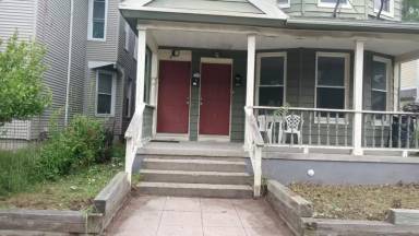 Main picture of 69 Henry St