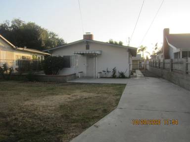 Main picture of 3984 Adams St