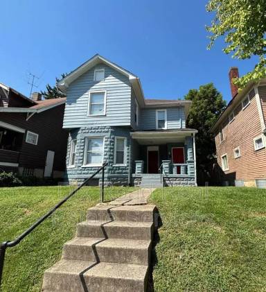 Main picture of 23 W Hudson Ave