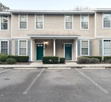 Main picture of 865 NW 21st Ave
