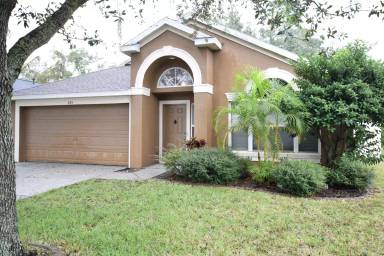 Main picture of 685 Fawn Ridge Dr