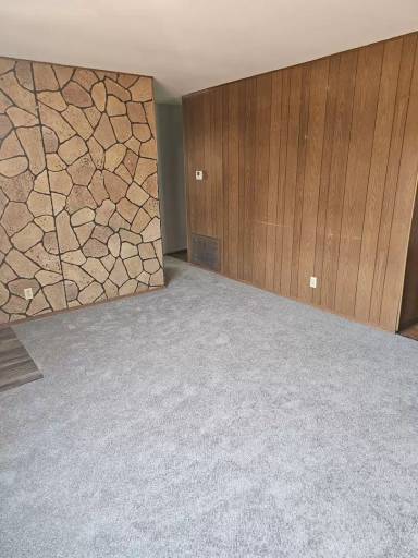 Main picture of 517 Saint Dorothy Dr