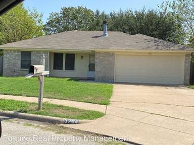 Main picture of 6704 Johnnie Ct