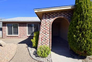 Main picture of 8201 Portales St NE