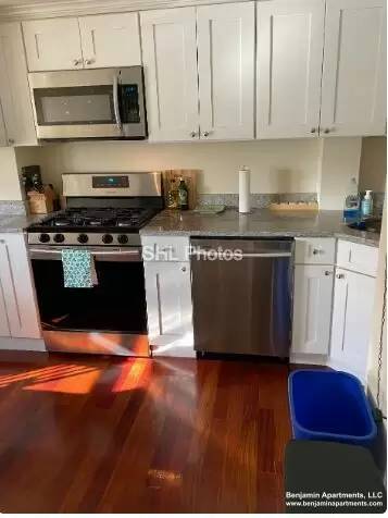 Main picture of 143 L St