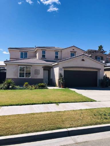 Main picture of 835 Palmview Ave