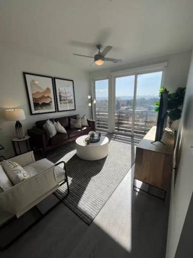 Main picture of 2810 S Colorado Blvd