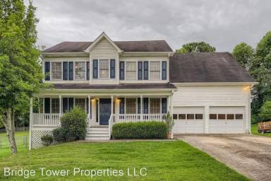 Main picture of 162 Camden Woods Dr
