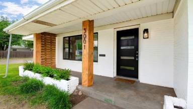Main picture of 3001 37th St