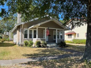 Main picture of 7421 Major Ave