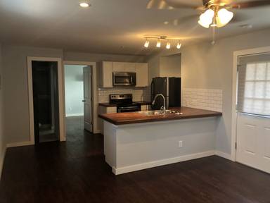 Main picture of 1015 N Palmetto
