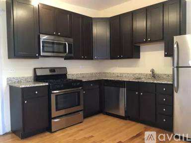 Main picture of 1301 W Columbia Ave