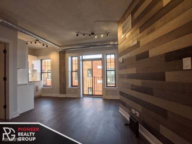 Main picture of The Lakeside Terrace