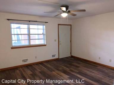 Main picture of 410 W Cook St