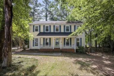 Main picture of 126 Sugar Maple Ln
