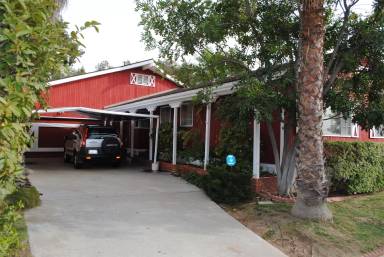Main picture of 3861 58th St