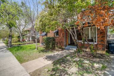 Main picture of 1411 6th Ave