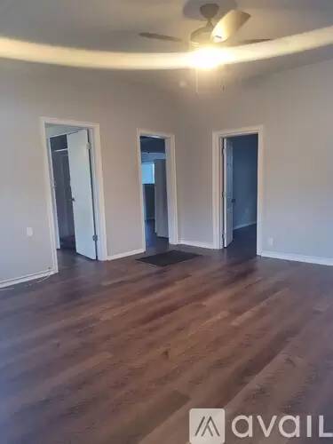 Main picture of 1401 S Sergeant Ave