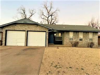 Main picture of 2424 NW 14th St