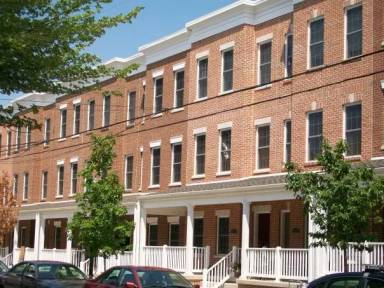 Main picture of 1937 Green St