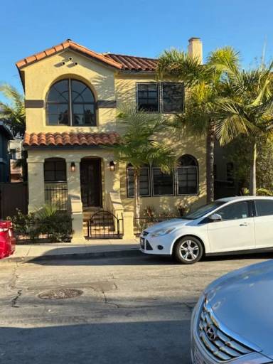 Main picture of 206 Saint Joseph Ave