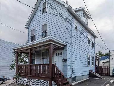 Main picture of 325 Pershing Ave