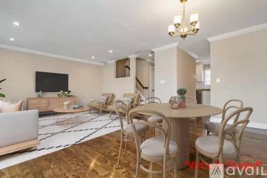 Main picture of 391 Hyde Park Ave