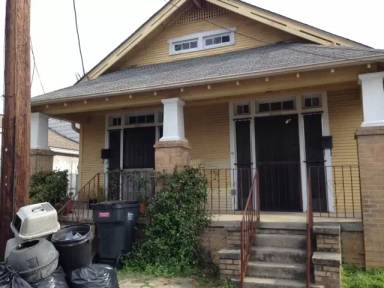Main picture of 2809 Aubry St