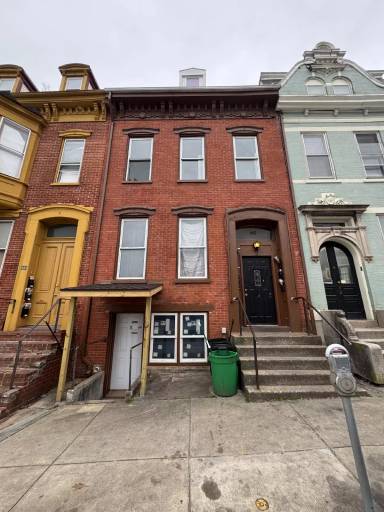 Main picture of 402 East Market Street - 2F