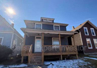 Main picture of 1441 Wall St