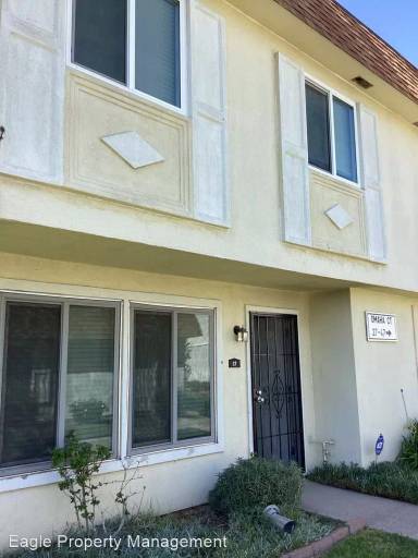 Main picture of 27 Omaha Ct