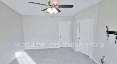 Main picture of 206 Overlook Dr