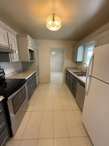 Main picture of 390 E Hacienda Dr