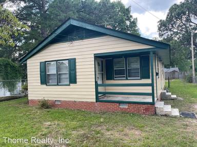 Main picture of 1212 Russell St